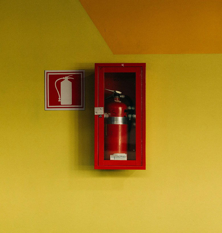 Vente, installation, pose, recharge et maintenance d'extincteurs avec Etna Incendie